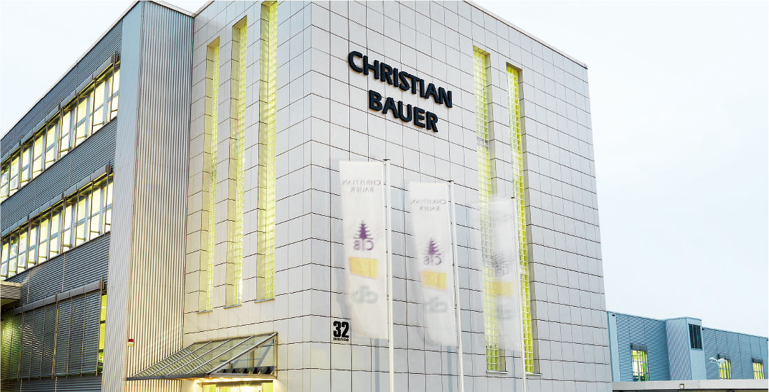 CHRISTIAN BAUER クリスチャンバウアー